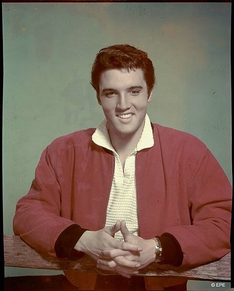 Элвис Пресли (Elvis Presley) — снимки из жизни