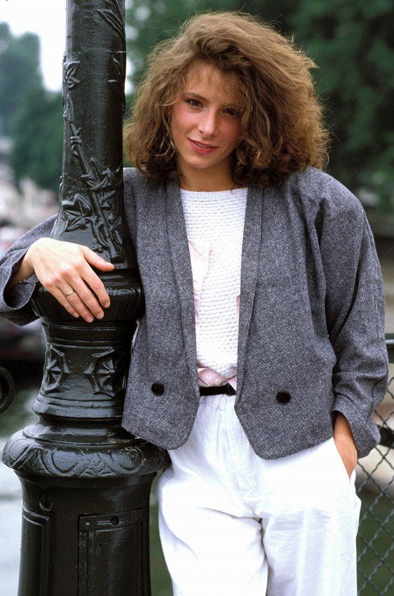 Голая Милен Фармер